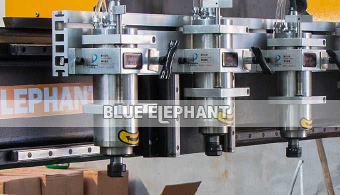 ELECNC-1325 Multi 8 spindles M&aacute;quina para trabalhar madeira