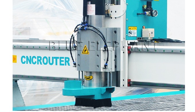 Router do CNC do ATC ELECNC-2040 com o eixo refrigerar de &aacute;gua para a venda