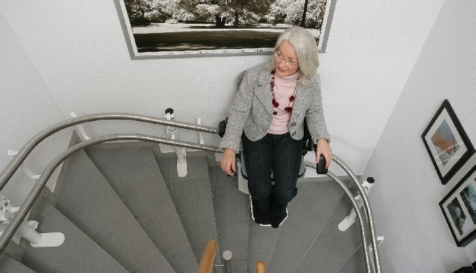 Treppenlifte für Innen - und Aussenbereich