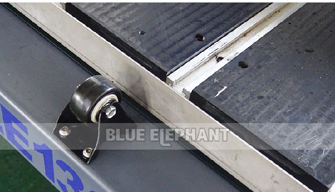 ELECNC- 1325S CNC Router Stone m&aacute;quina de corte para venda
