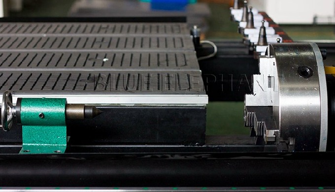 Router CNC ATC ELECNC-1325 com dispositivo rotativo