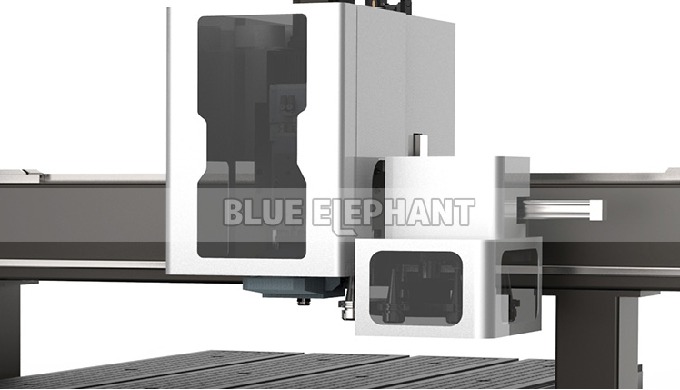 M&aacute;quina autom&aacute;tica do router do CNC do Woodworking ELECNC-1325 com armazenamento da ferramenta do carrossel