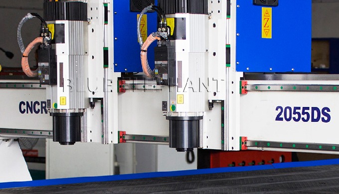 M&aacute;quina de escultura em madeira CNC CNC de cabe&ccedil;as ELECNC-2055-DS
